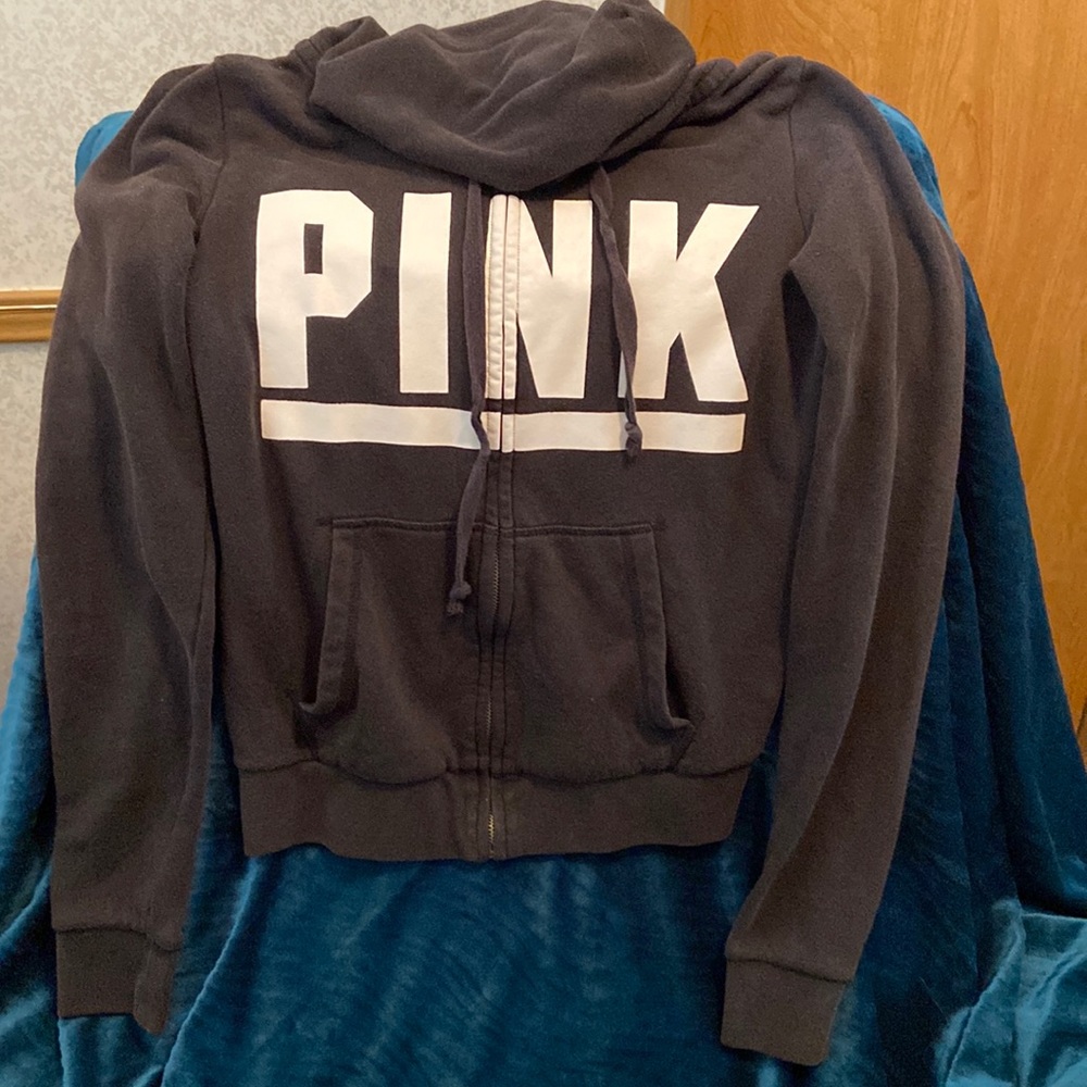PINK VS Hoodie: